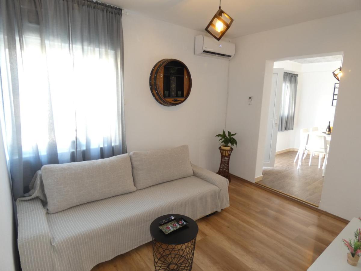 Holiday House Sia Jasenice  Exterior photo